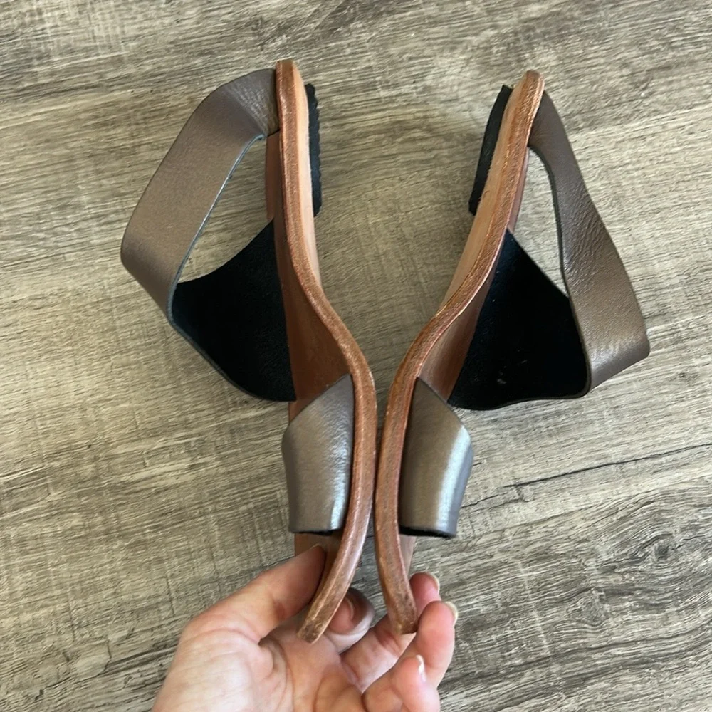 Cydwoq Thong Toe Loop Flat Sandals 38 - Picture 5 of 7